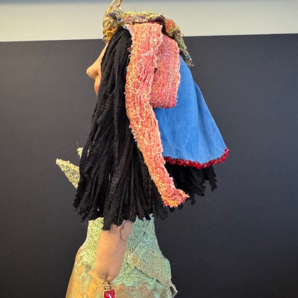 Cindy Sowers 2009 Handmade Cleopatra Doll w/ Cup Artisan Fabric & Wire Details - Picture 8 of 16